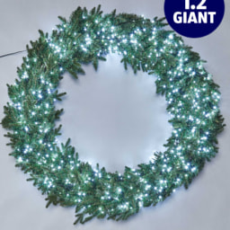 Ice White 1000 LED Wreath