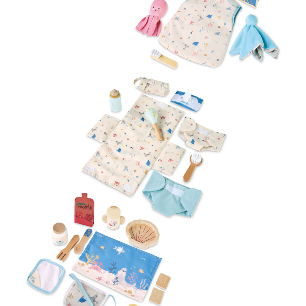 Wooden Doll Care Accessories