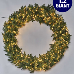 Warm White 1000 Led Wreath