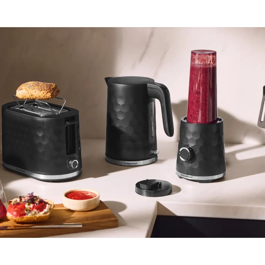 Black Smoothie Maker