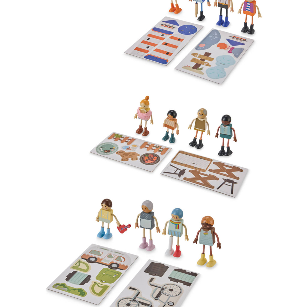 Wooden Characters Family Set
