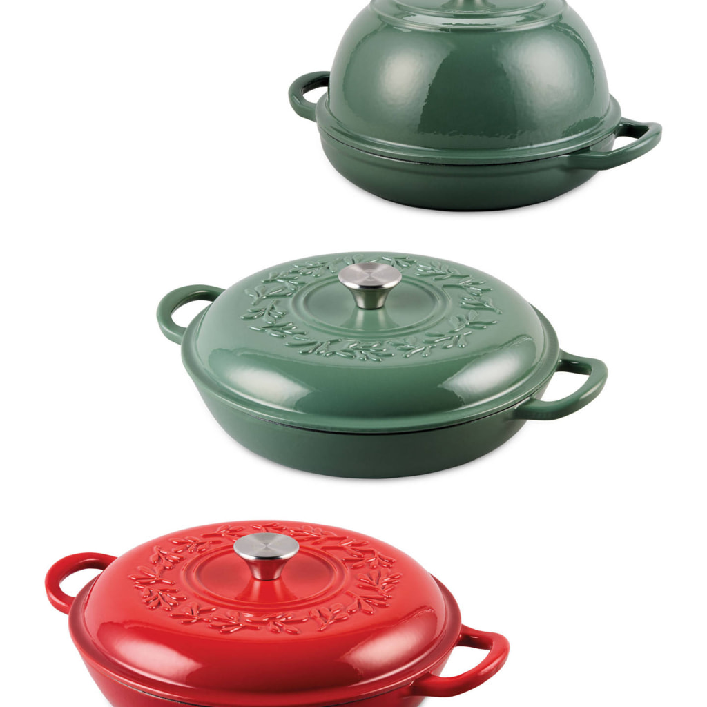Cast Iron Casserole Dish/Bread Baking Pot