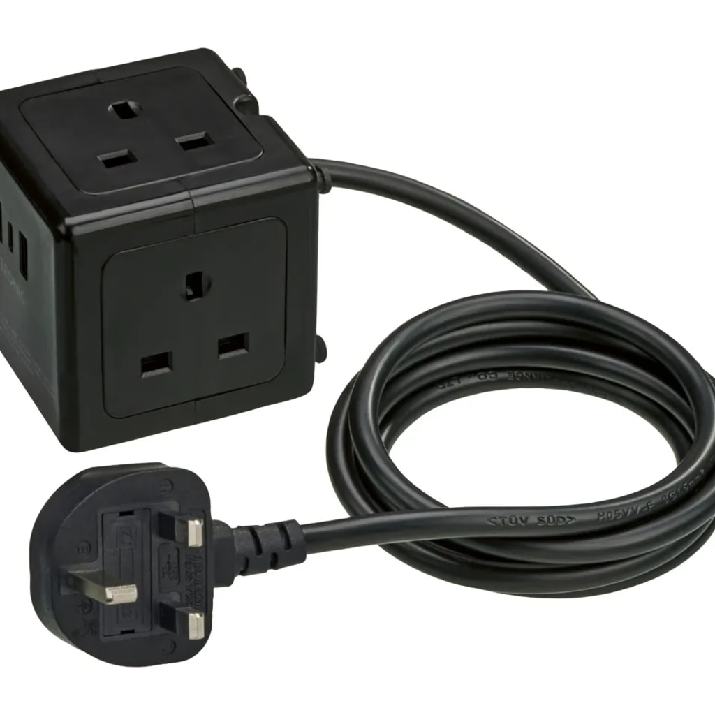 Black Socket Cube With USB Ports