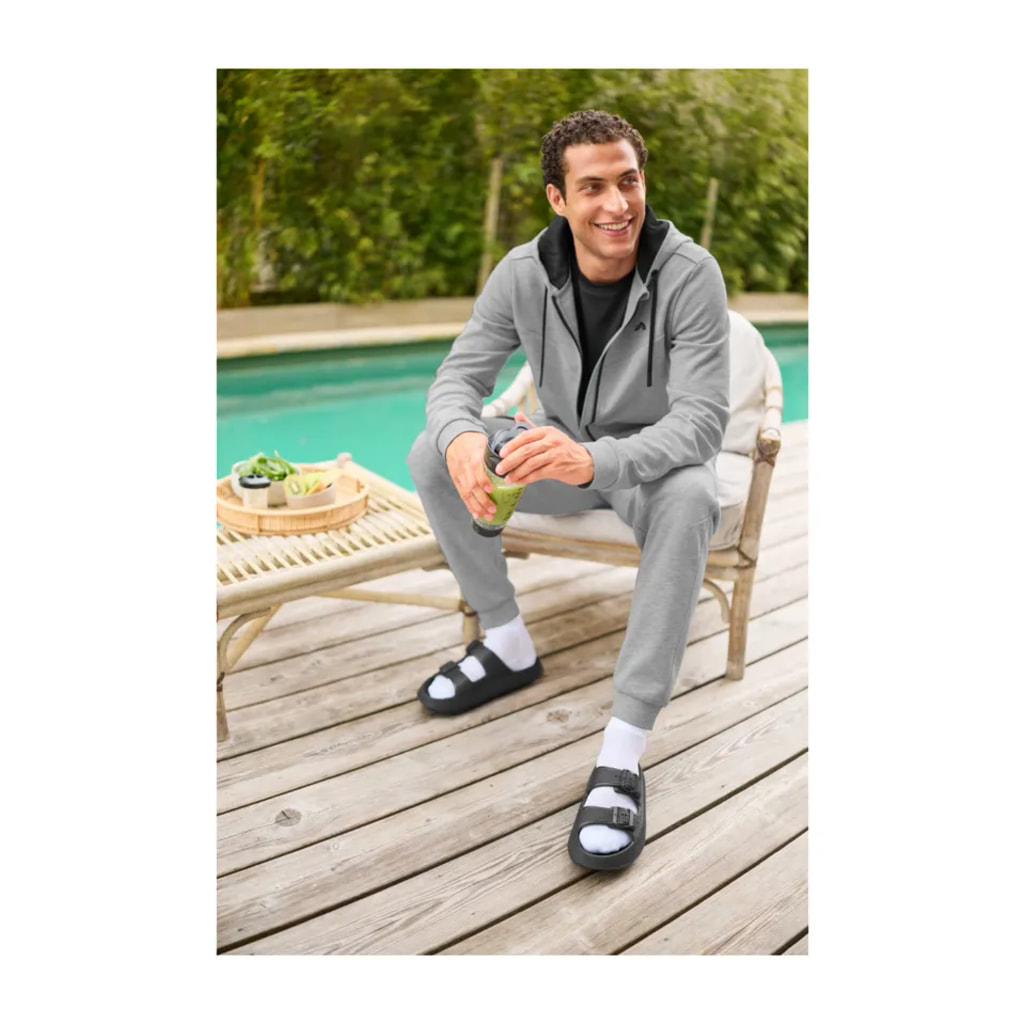 Men’s Black Sandals With Adjustable Buckles